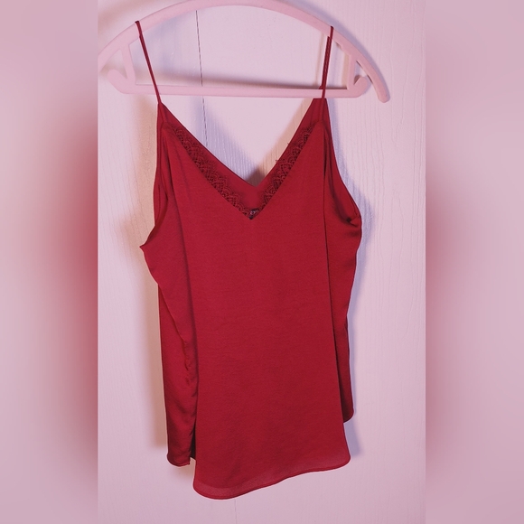 Express Burgundy Camisole Tank Top Size Medium Lace Edge Detail Flowy Glam Boho - Picture 10 of 12
